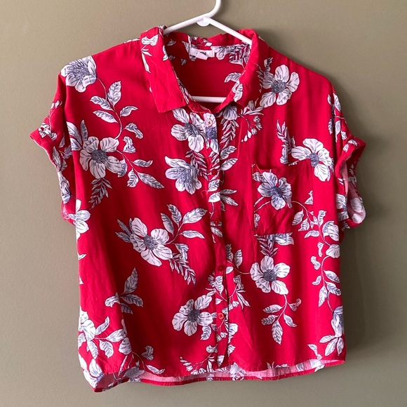 Ardene Red Boxy Button Down Shirt - Picture 1 of 7
